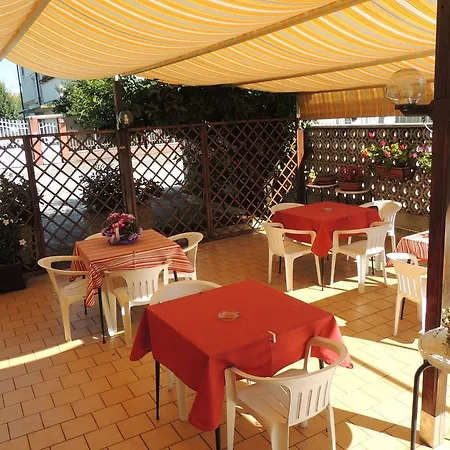 Ristorante Alla Terrazza モンファルコーネ